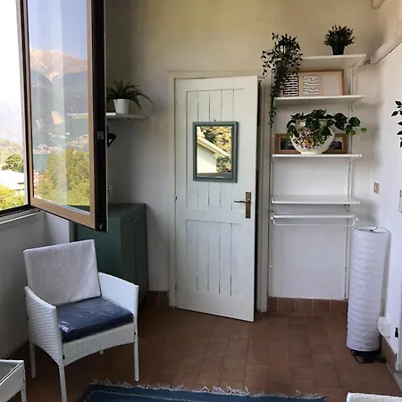 Polly - Bilocale Con Veranda E Vista A Colico